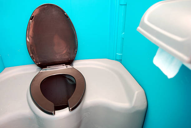 Portable Toilet Options We Offer in Kaloko, HI